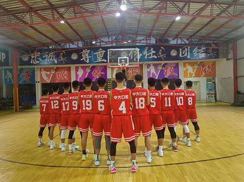 全国体校U16篮球赛7日开打3.jpg